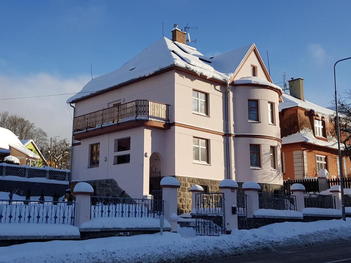 Vila Nejdek - Erzgebirge Aparthotel Exterior foto