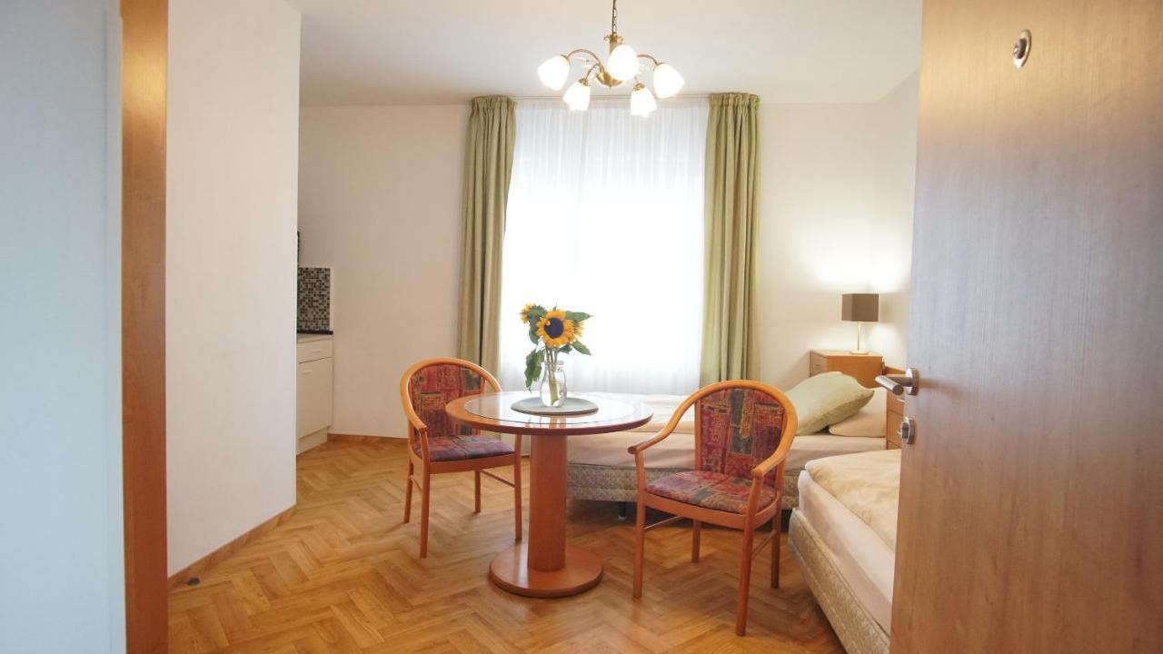 Vila Nejdek - Erzgebirge Aparthotel Exterior foto